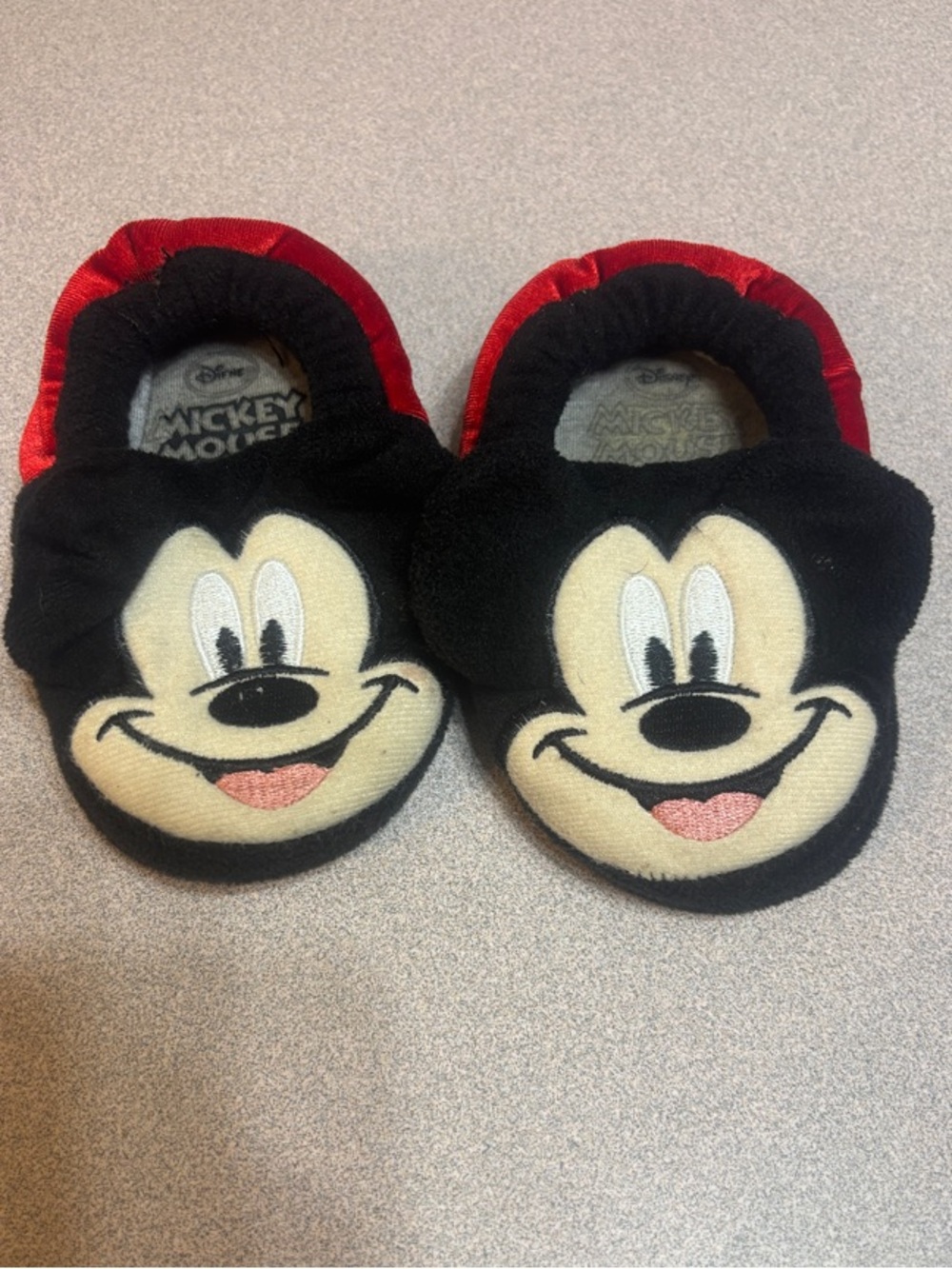 Disney Mickey Mouse Plush Slippers size 5/6 toddler